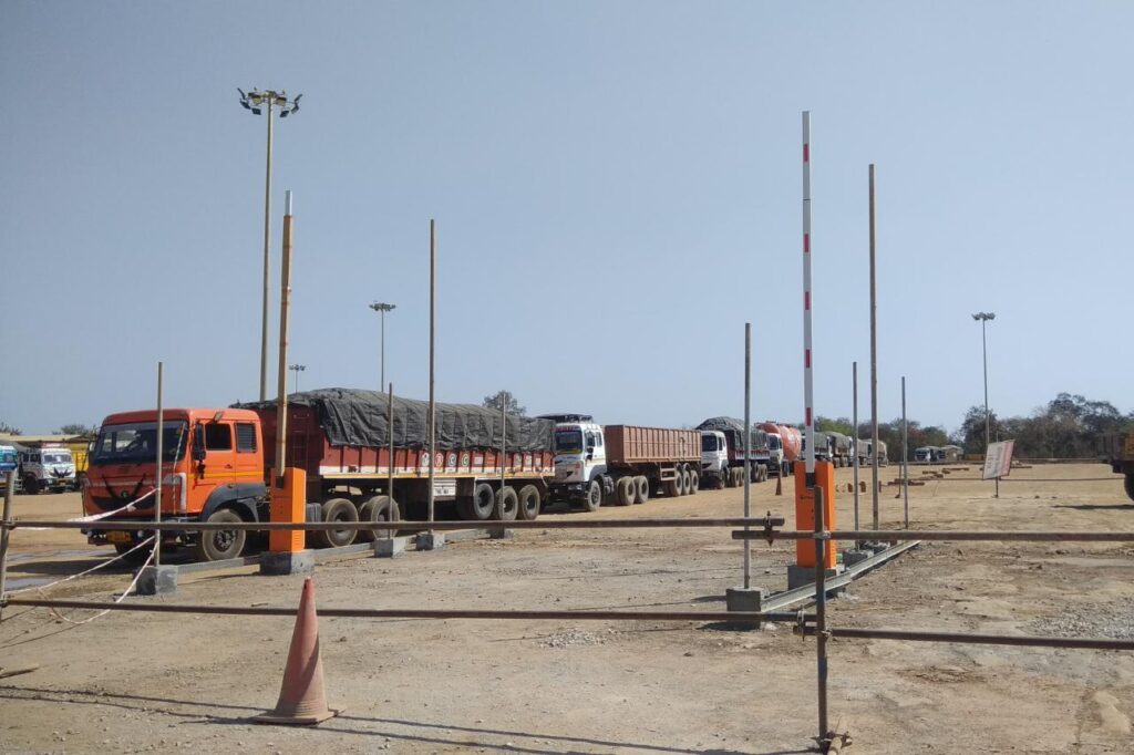 aditya-birla-jaipur-automatic-boom-barrier-systems